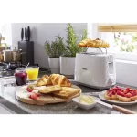 Philips HD2581/01 Daily Collection 2-Slice Toaster with adjustable browning control.