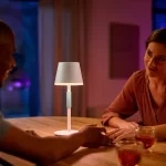 Philips Hue 929003128401 - White and Colour Ambiance Go Portable Table Lamp-11